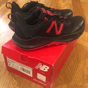 New balance, (kids) black and red size 5.5